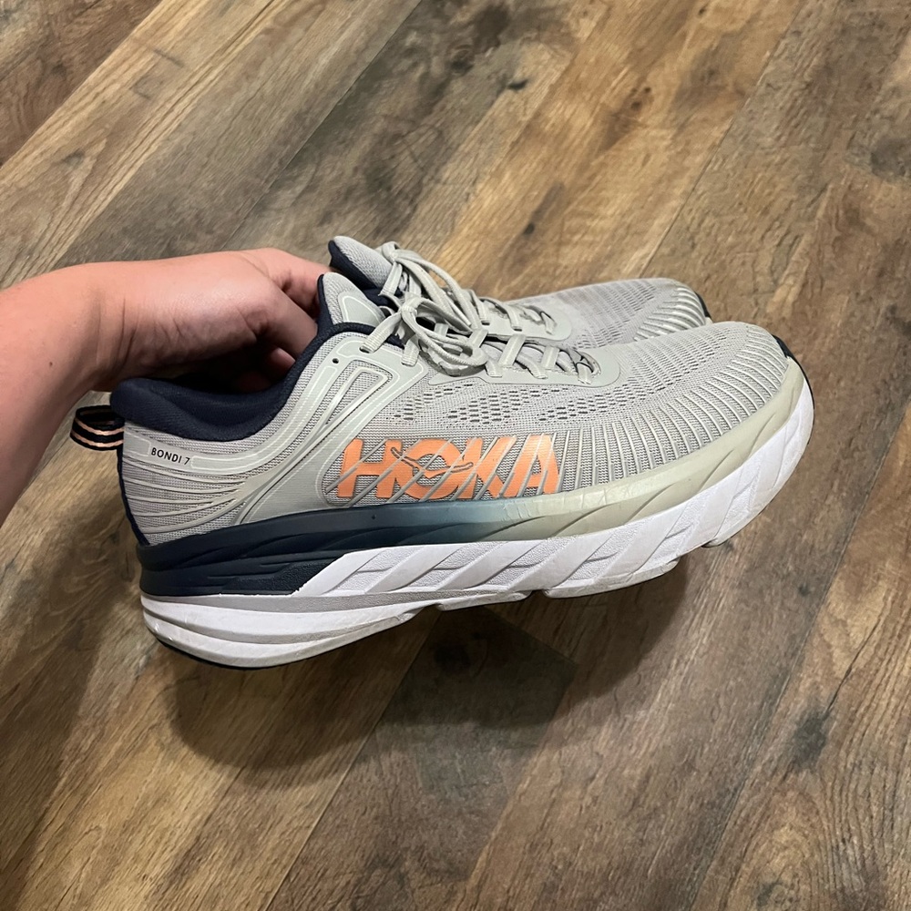 Hoka Bondai 7